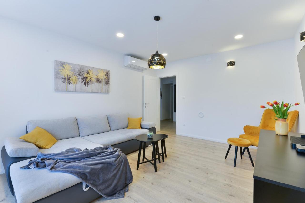 Zara Lumina Apartment Kültér fotó