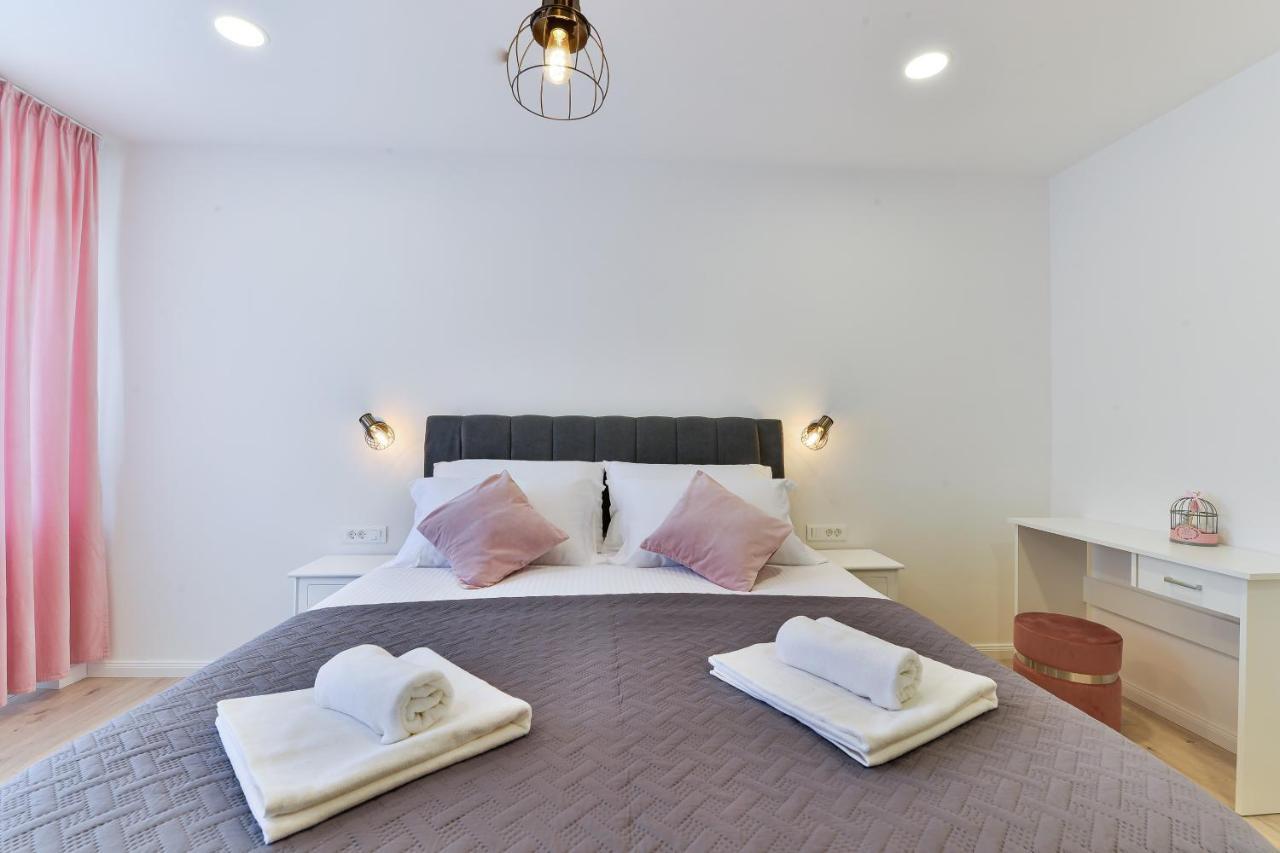 Zara Lumina Apartment Kültér fotó
